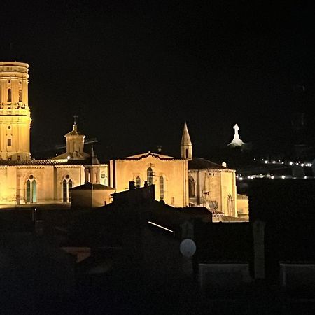 Апартаменты Voila Catedral Тудела Экстерьер фото